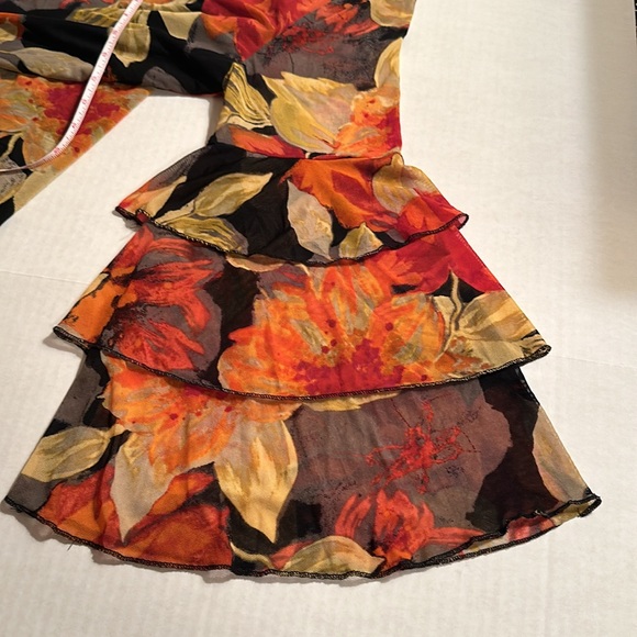 EST. 1946 Fabulous Fall Blouse trumpet sleeves size large - Picture 10 of 10